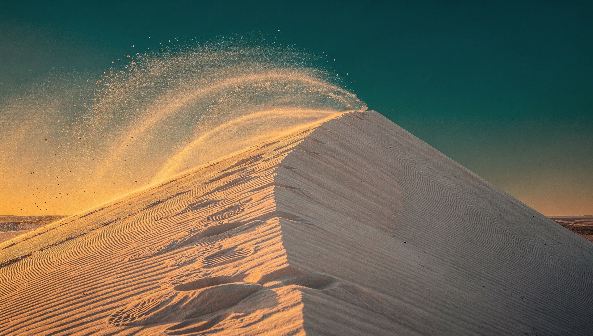 Duna dos Lençóis Maranhenses esculpida pelo vento
